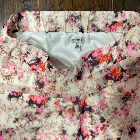Flowy maxi skirt from Guess - Picture 2 of 2